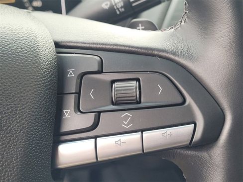 Used 2025 Cadillac CT4 Luxury image 15