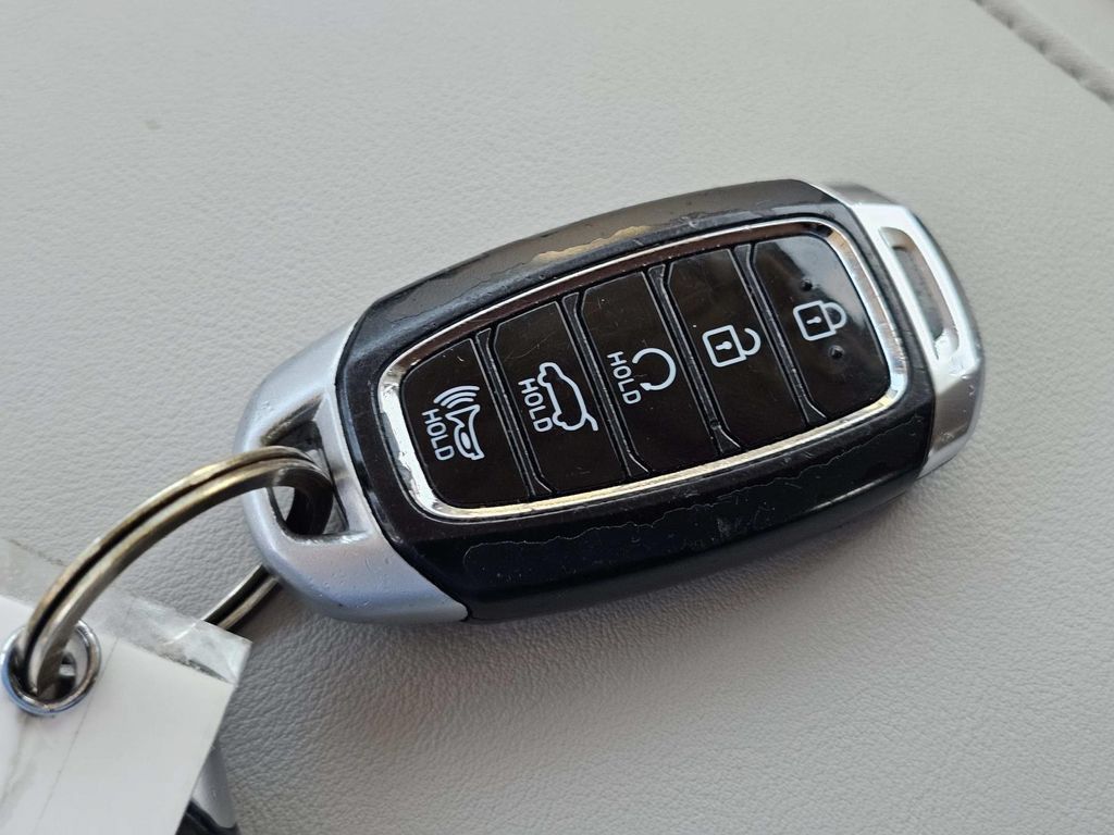 Used 2022 Hyundai Palisade Limited FWD image 37