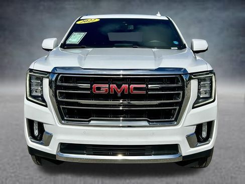 Used 2022 GMC Yukon SLT w/ SLT Luxury Package AWD/4WD image 2