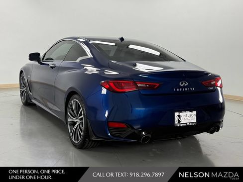 Used 2017 INFINITI Q60 3.0t w/ Cargo Package RWD image 8