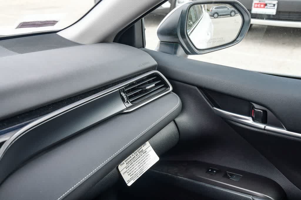 Used 2024 Toyota Camry SE FWD image 21