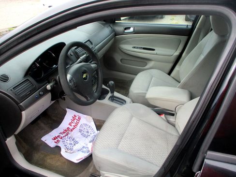 Used 2008 Chevrolet Cobalt LT w/ Preferred Equipment Group image 7