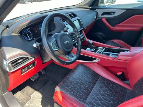 Used 2020 Jaguar F-PACE SVR AWD/4WD image 26