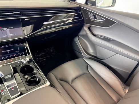 Used 2025 Audi Q7 3.0T Premium Plus w/ Premium Plus Package image 22