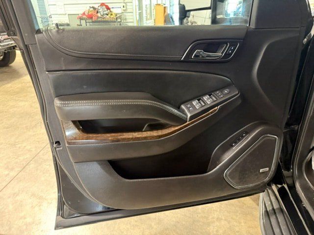 Used 2016 Chevrolet Suburban LT w/ Luxury Package AWD/4WD image 50
