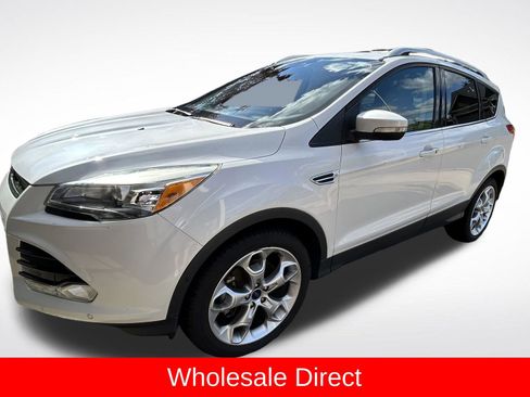 Used 2015 Ford Escape Titanium w/ Equipment Group 301A AWD/4WD image 40