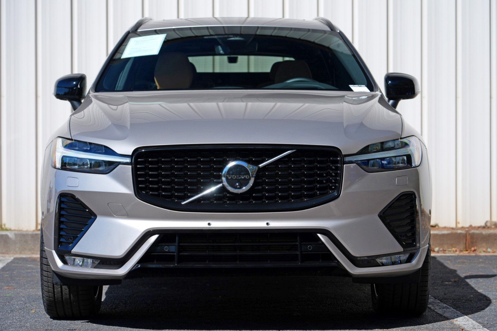 Used 2025 Volvo XC60 B5 Ultra w/ Protection Package Premier AWD/4WD image 7