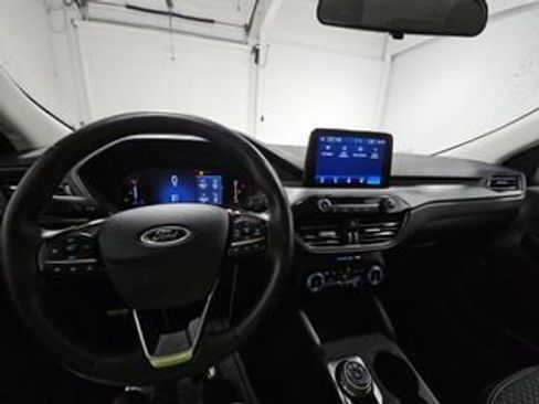 Used 2024 Ford Escape Active w/ Cold Weather Package FWD image 12