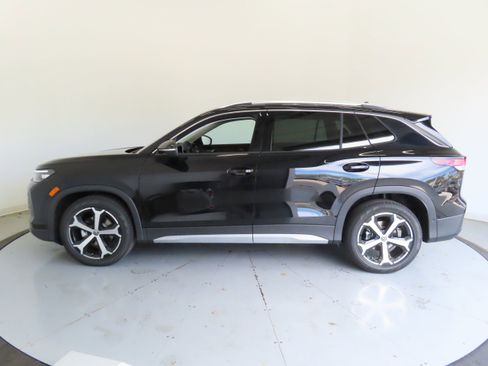 New 2026 Volkswagen Tiguan SE image 8