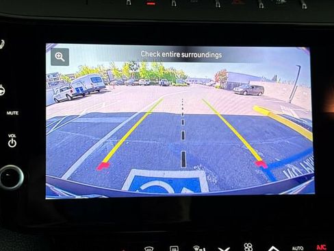 New 2026 Jeep Grand Cherokee Limited w/ Limited Altitude Package AWD/4WD image 17