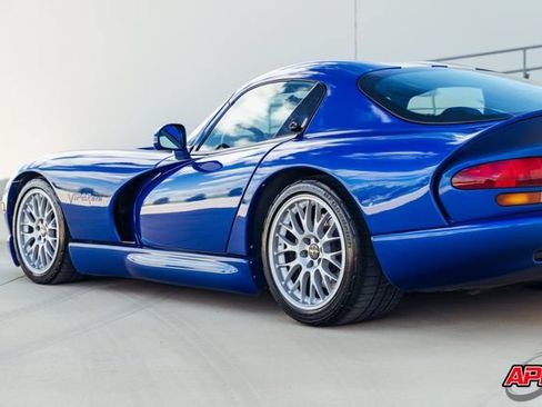 Used 1997 Dodge Viper GTS RWD image 41