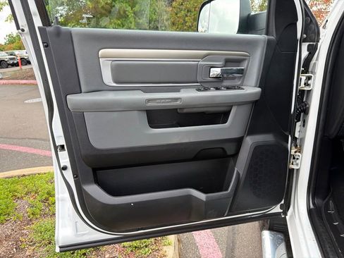 Used 2013 RAM 2500 SLT AWD/4WD image 11