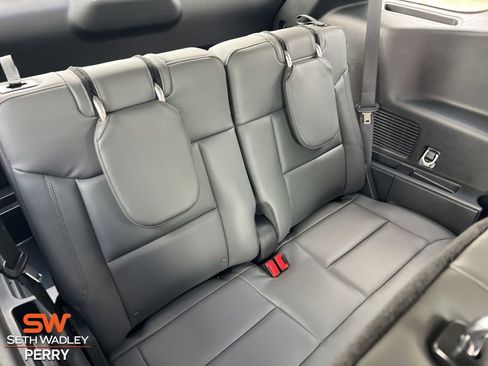 New 2025 Ford Explorer Active w/ Active Comfort Package image 14