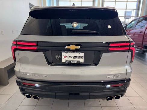 Used 2025 Chevrolet Traverse High Country w/ LPO, Floor Liner Package image 40