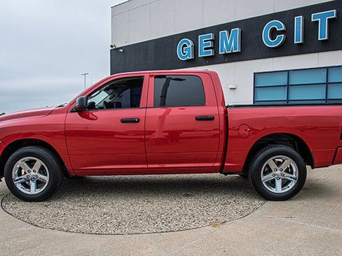 Used 2017 RAM 1500 Express w/ Express Value Package image 2