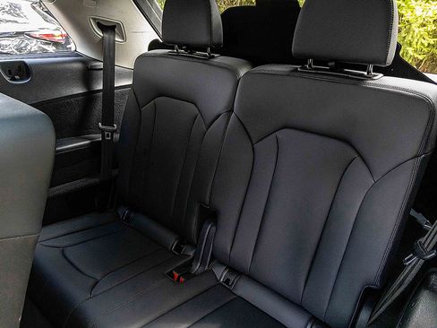 Used 2024 Audi Q7 Premium Plus image 24