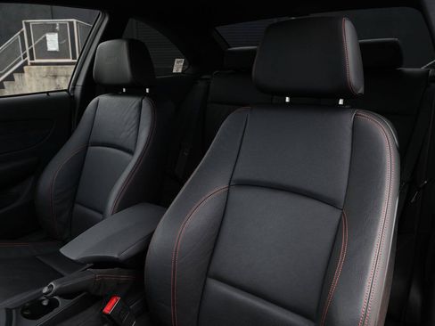 Used 2011 BMW 1 Series M RWD image 23