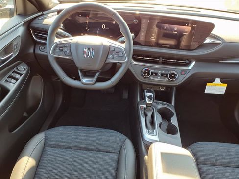 New 2026 Buick Envista Preferred w/ Convenience I Package image 2