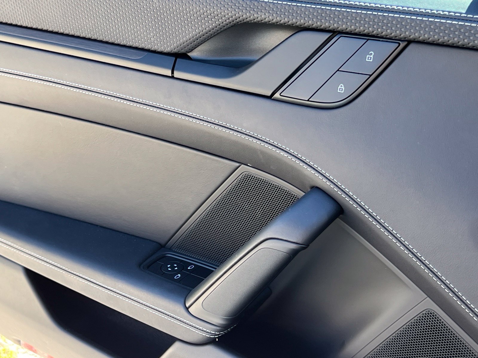 Certified 2022 Porsche 911 GT3 RWD image 32