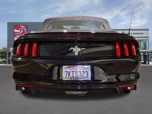 Used 2015 Ford Mustang Convertible w/ Equipment Group 051A RWD image 22