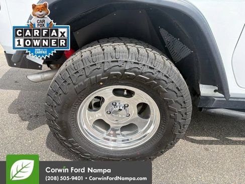 Used 2022 Jeep Wrangler Sport AWD/4WD image 4