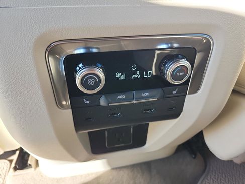 Certified 2026 GMC Yukon XL Denali w/ Denali Reserve Package image 15