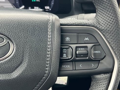 New 2025 Toyota Tacoma TRD Off-Road AWD/4WD image 26