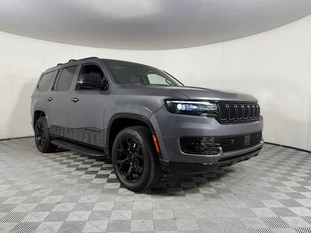 Used 2023 Jeep Wagoneer Series II AWD/4WD image 5