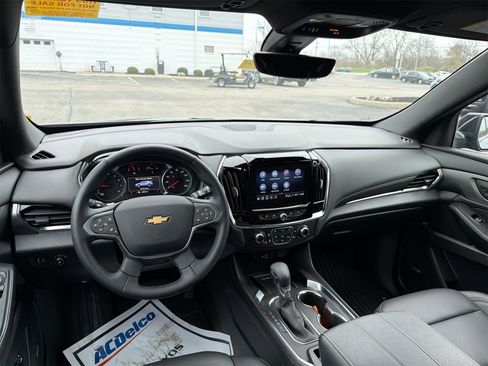 Used 2023 Chevrolet Traverse LT w/ LT Premium Package image 10