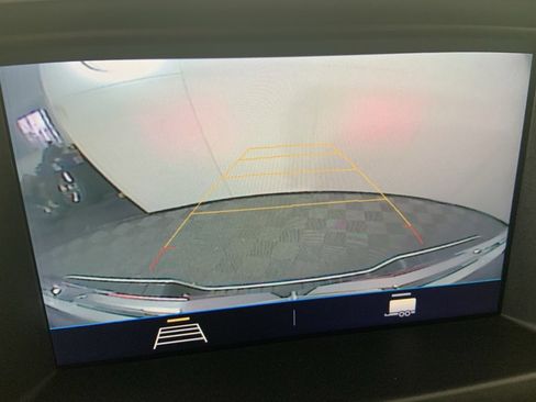 Used 2021 GMC Canyon Elevation w/ High Elevation Package image 13