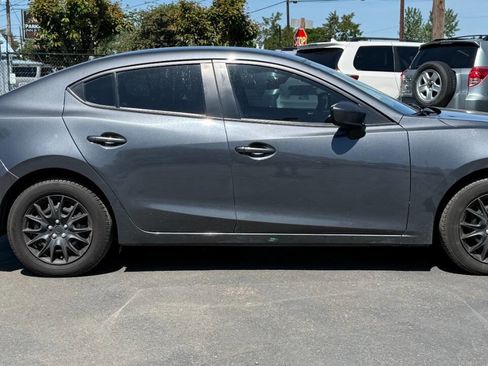 Used 2015 MAZDA MAZDA3 i Sport FWD image 5