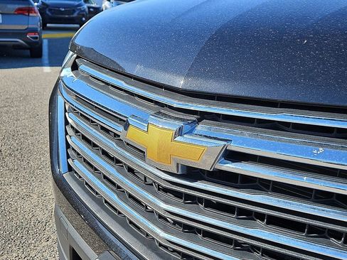 Certified 2023 Chevrolet Traverse LT image 32