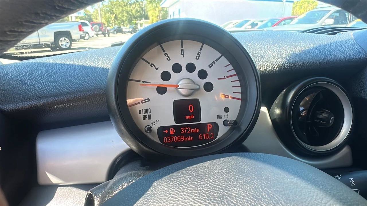 Used 2011 MINI Cooper Hardtop FWD image 21
