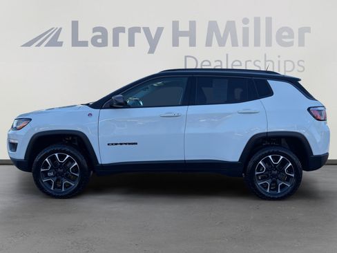 Used 2020 Jeep Compass Trailhawk AWD/4WD image 2