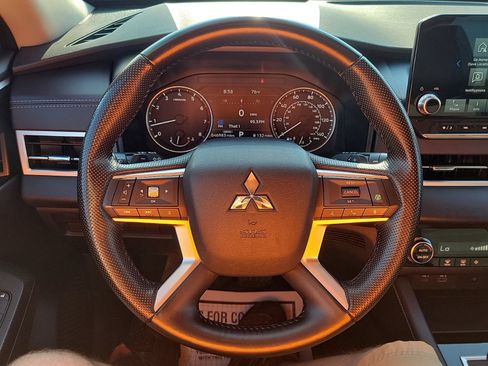 Used 2024 Mitsubishi Outlander SE FWD image 18