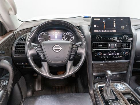 Used 2023 Nissan Armada Platinum w/ Captain's Chairs Package image 11
