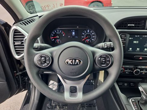 Used 2021 Kia Soul S FWD image 20