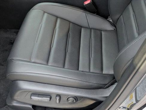 New 2026 Honda CR-V EX-L image 4