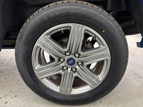 Used 2019 Ford F150 XLT w/ Equipment Group 302A Luxury AWD/4WD image 29