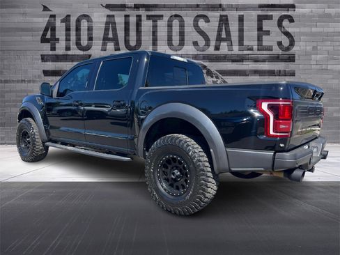 Used 2017 Ford F150 Raptor w/ Equipment Group 802A Luxury AWD/4WD image 8