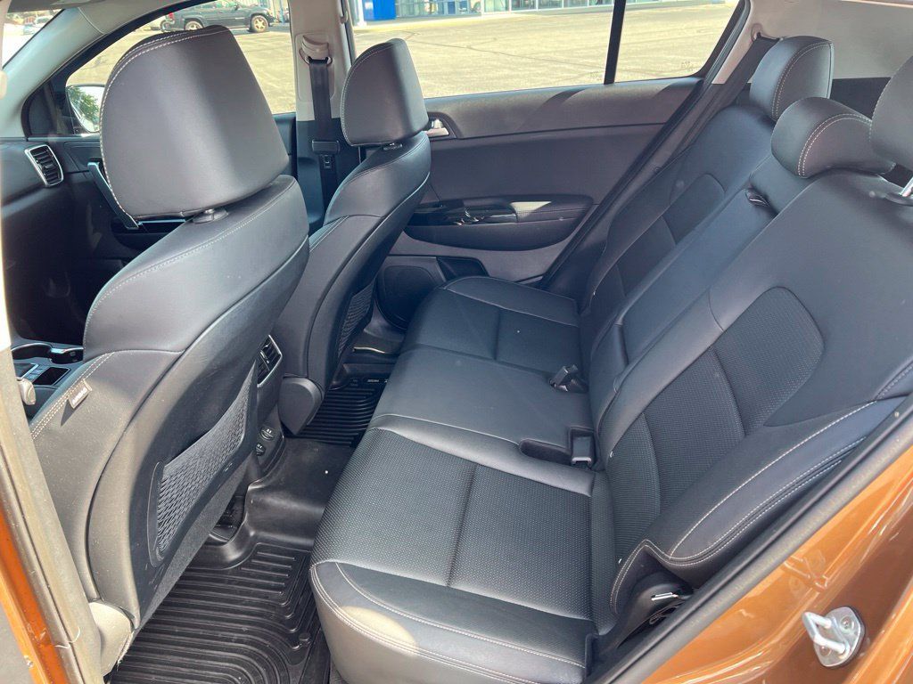 Used 2020 Kia Sportage EX AWD/4WD image 21