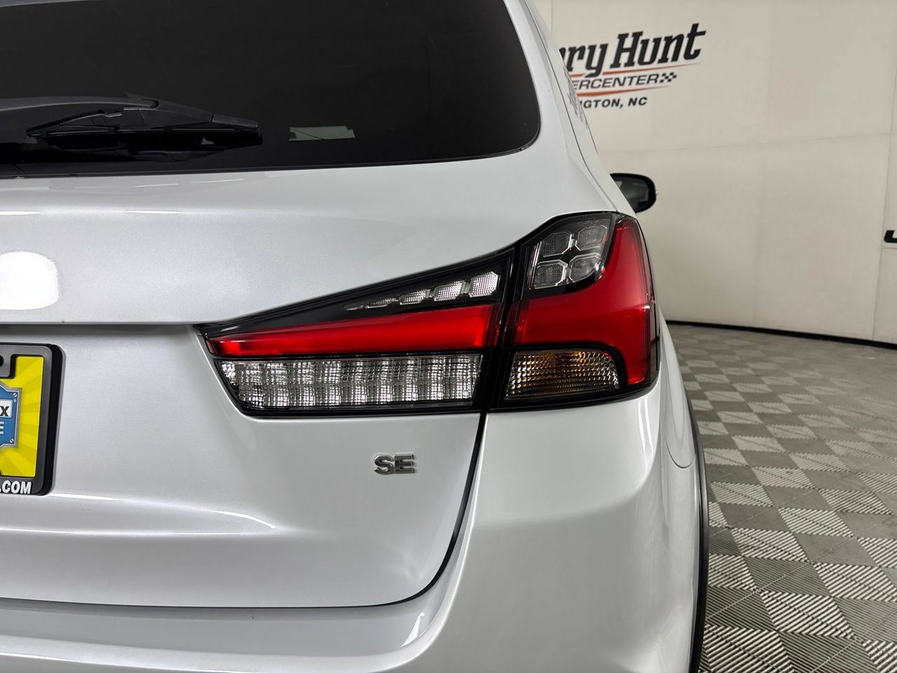 Used 2024 Mitsubishi Outlander Sport SE AWD/4WD image 31