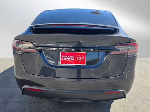 Used 2024 Tesla Model X AWD/4WD image 4