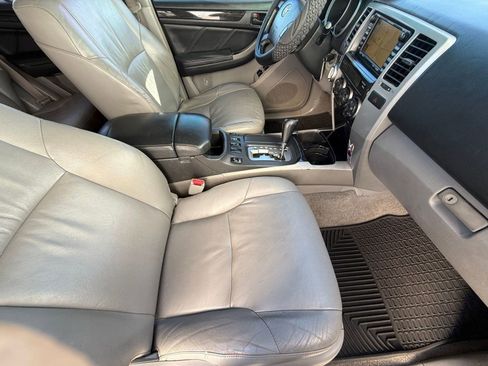 Used 2006 Toyota 4Runner Limited image 33