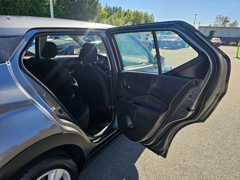 Certified 2023 Nissan Kicks S FWD image 23