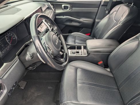 Certified 2023 Kia Sorento EX FWD image 17