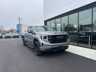 Used 2024 GMC Sierra 1500 Elevation w/ Elevation Premium Package