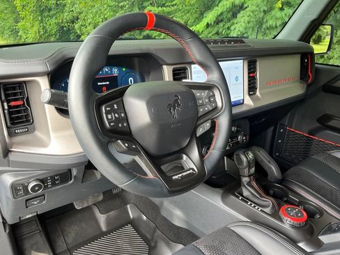 Used 2024 Ford Bronco Raptor AWD/4WD image 2