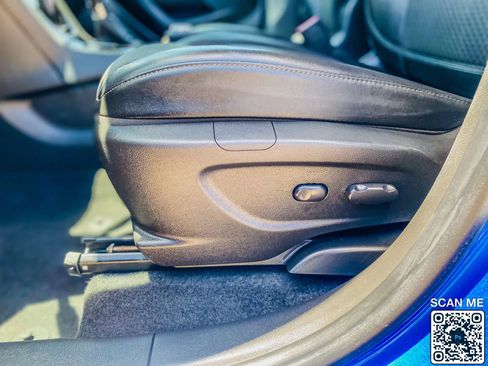 Used 2018 Buick Encore Sport Touring AWD/4WD image 18