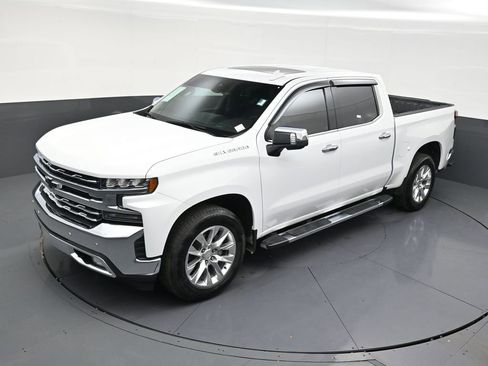 Used 2021 Chevrolet Silverado 1500 LTZ w/ LTZ Premium Package RWD image 12